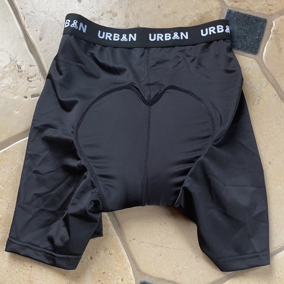 NWOT Urban Cycling Padded Undershorts - Picture 4 of 4